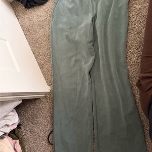 Lululemon Athletica Olive soft stream pants